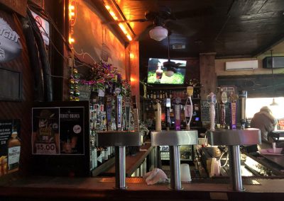 Le Bon Temps Roule - New Orleans Dive Bar - Bar Area