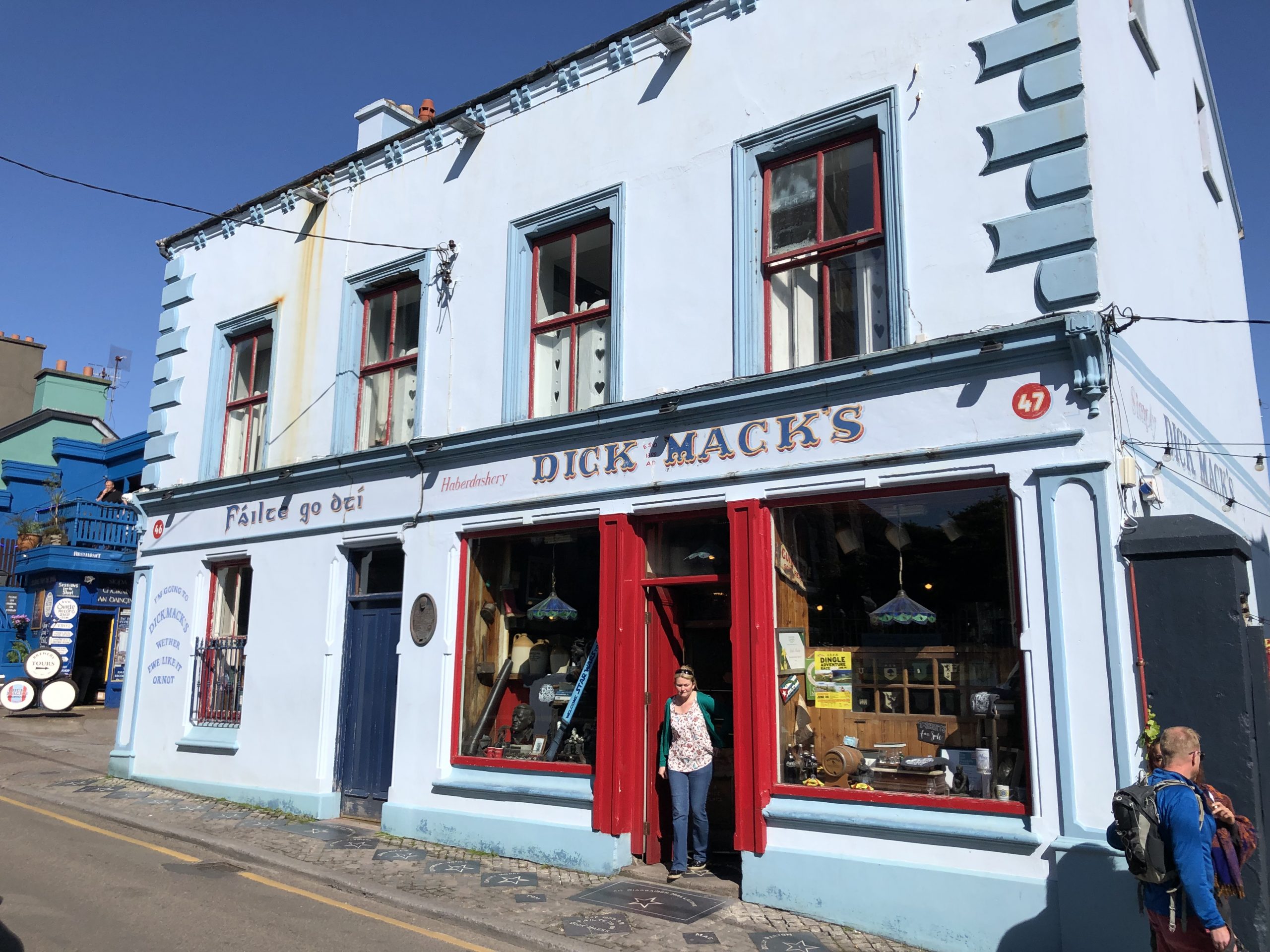 Dick Mack's - Dingle Ireland Pub - Exterior
