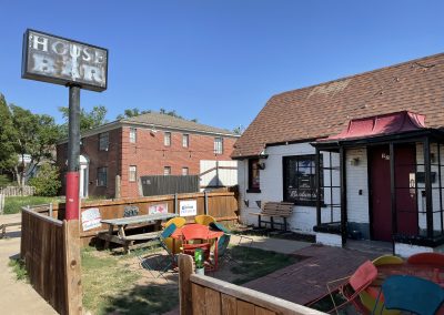House Bar - Amarillo Dive Bar - Outside Sign
