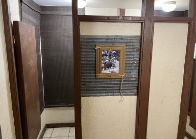 Pinehurst Inn - Indian River Dive Bar - Bathroom