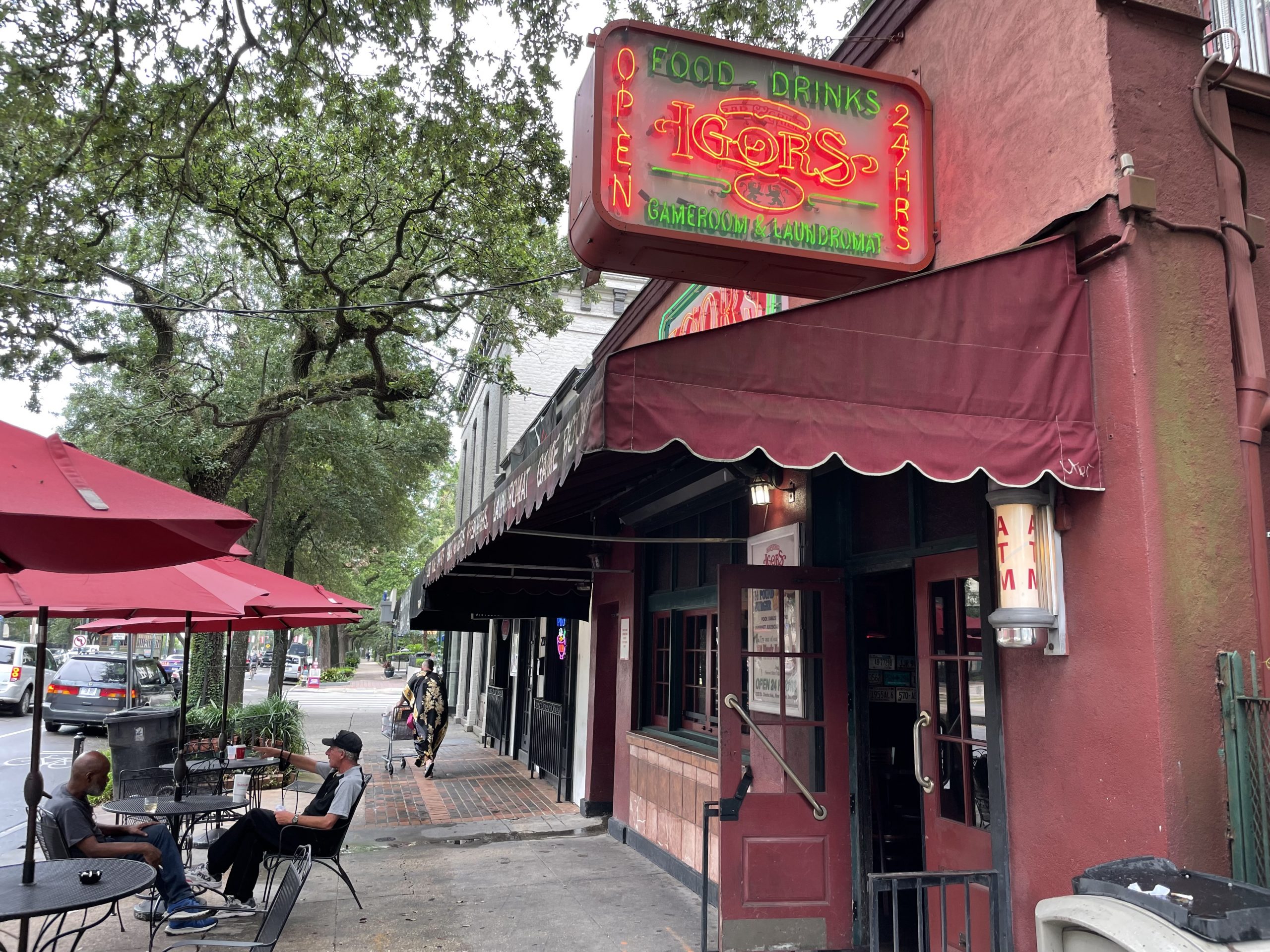 Igor's Lounge & Gameroom - New Orleans Dive Bar - Outside