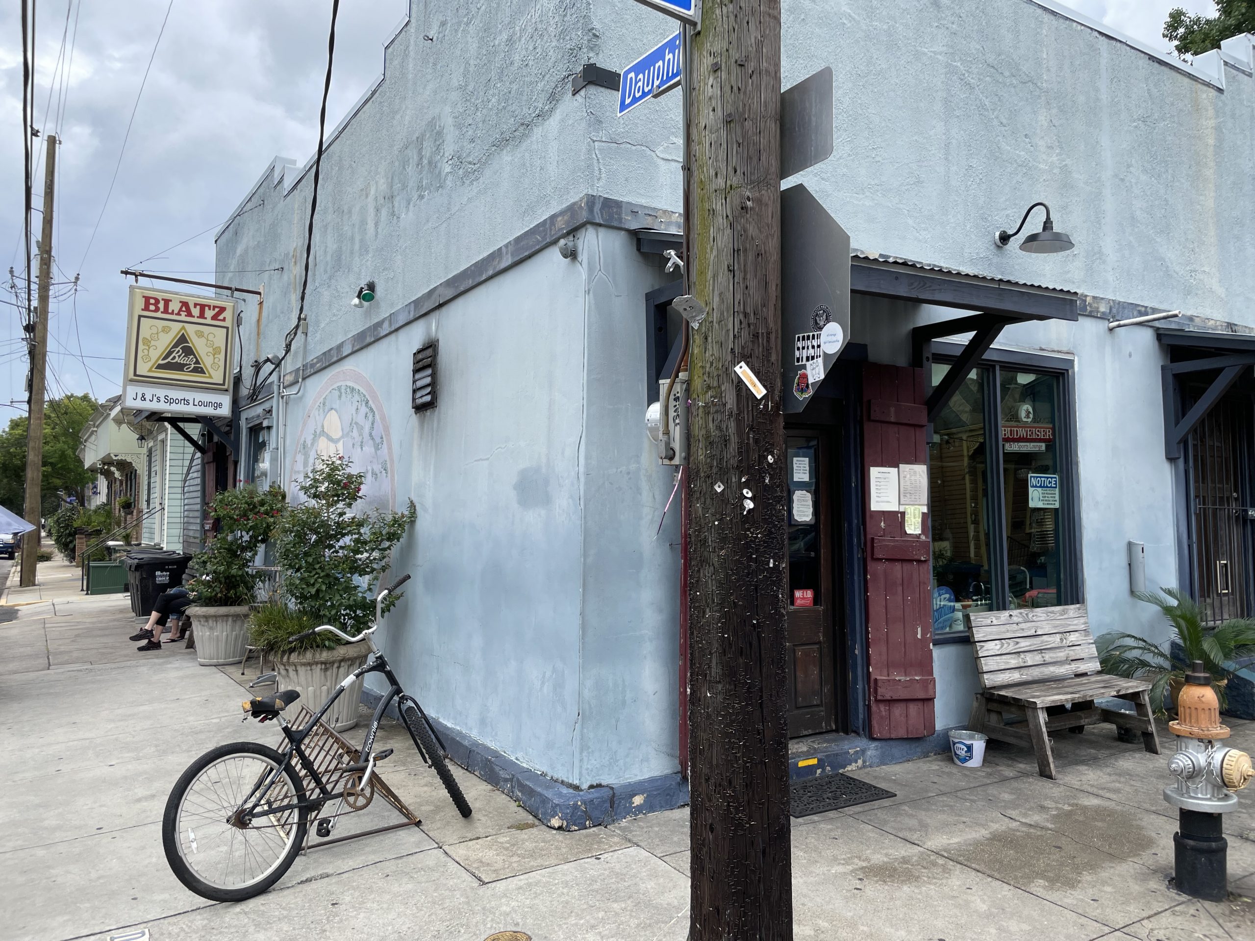 J&J's Sports Lounge - New Orleans Dive Bar - Outside Corner