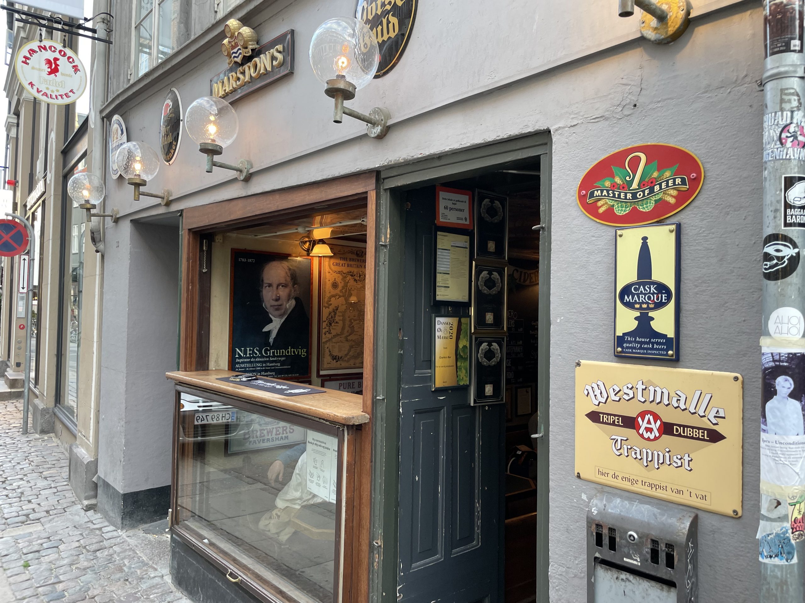 Charlie's Bar - Copenhagen Dive Bar - Front Door