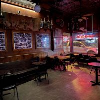 Dick's Den - Columbus Dive Bar - Seating