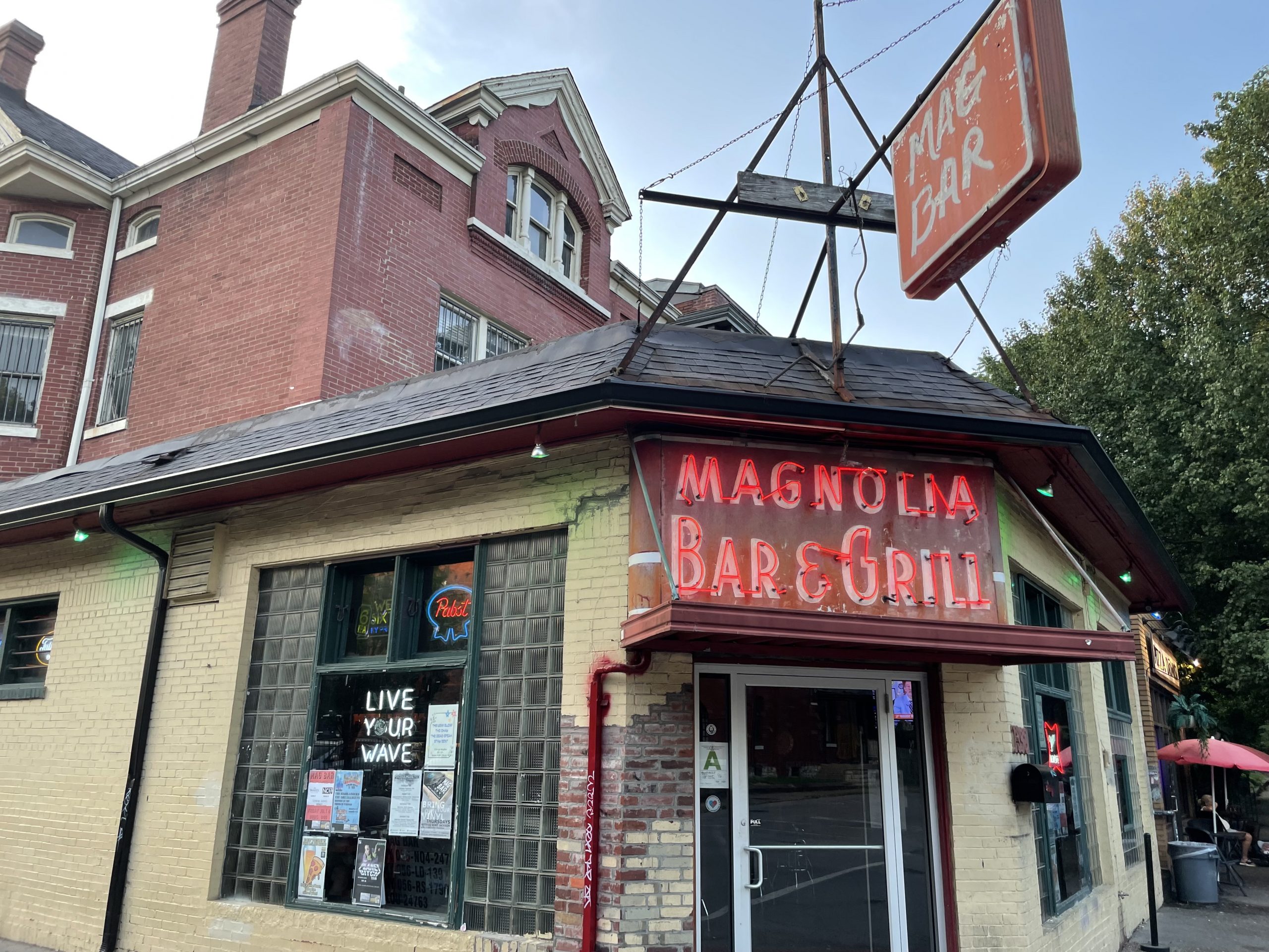Magnolia Bar & Grill - Louisville Dive Bar - Exterior