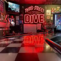 Third Street Dive - Louisville Dive Bar - Bar Counter