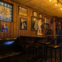 Bob Inn - Chicago Dive Bar - Wall Seating