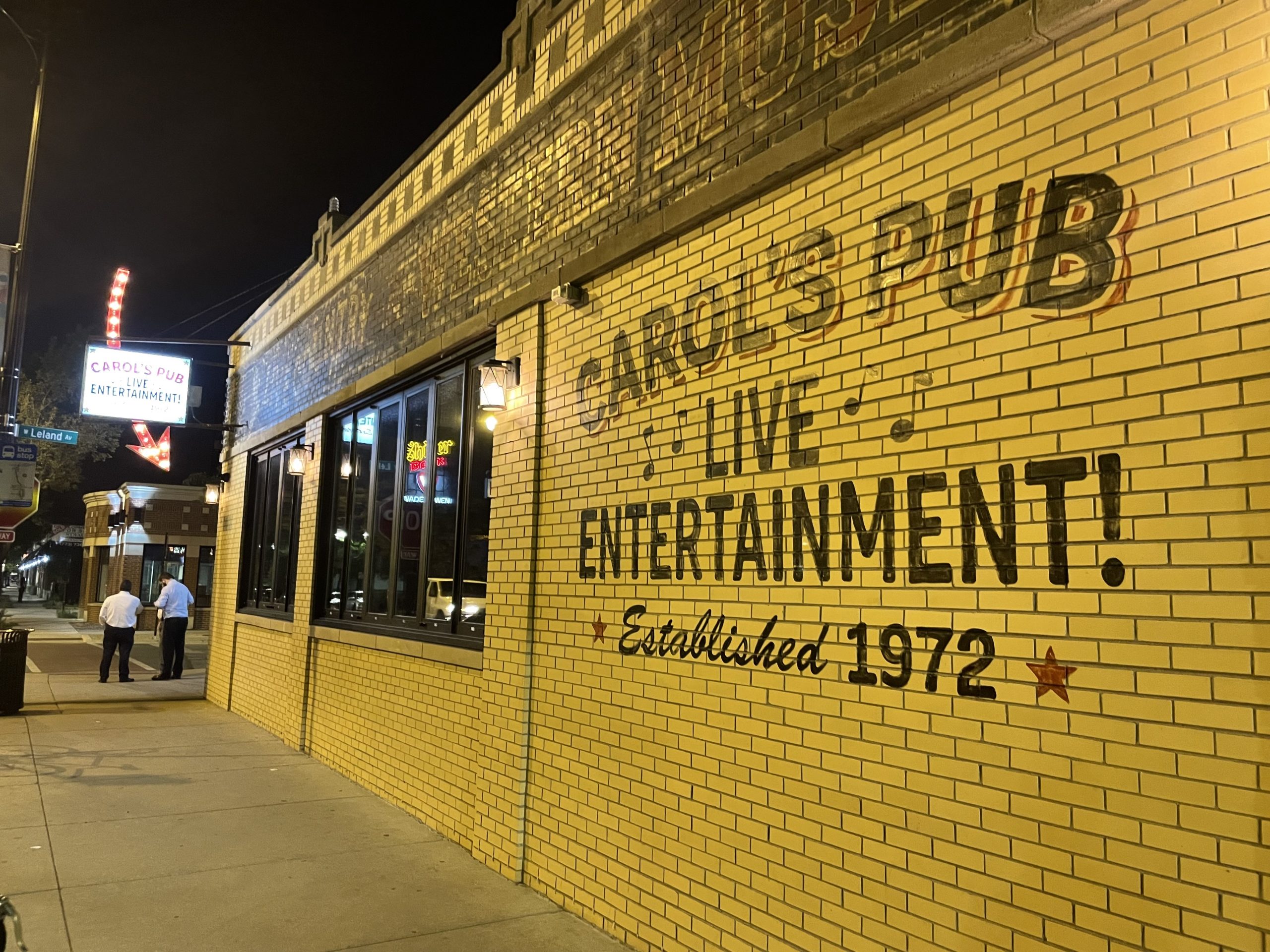 Carol's Pub - Chicago Dive Bar - Exterior Signage