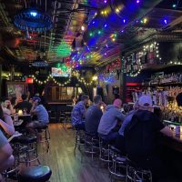 Delilah's - Chicago Dive Bar - Inside