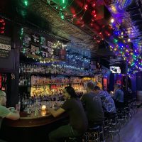 Delilah's - Chicago Dive Bar - Bar Stool Seating