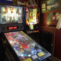 Reed's Local - Chicago Dive Bar - Pinball
