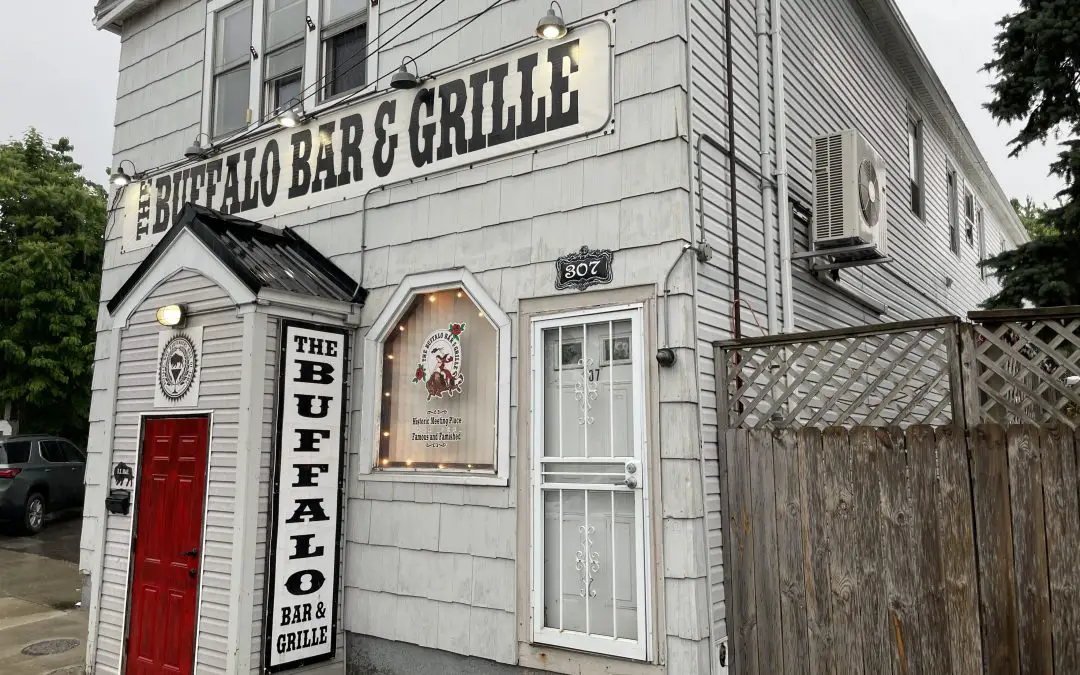 Buffalo Bar & Grille