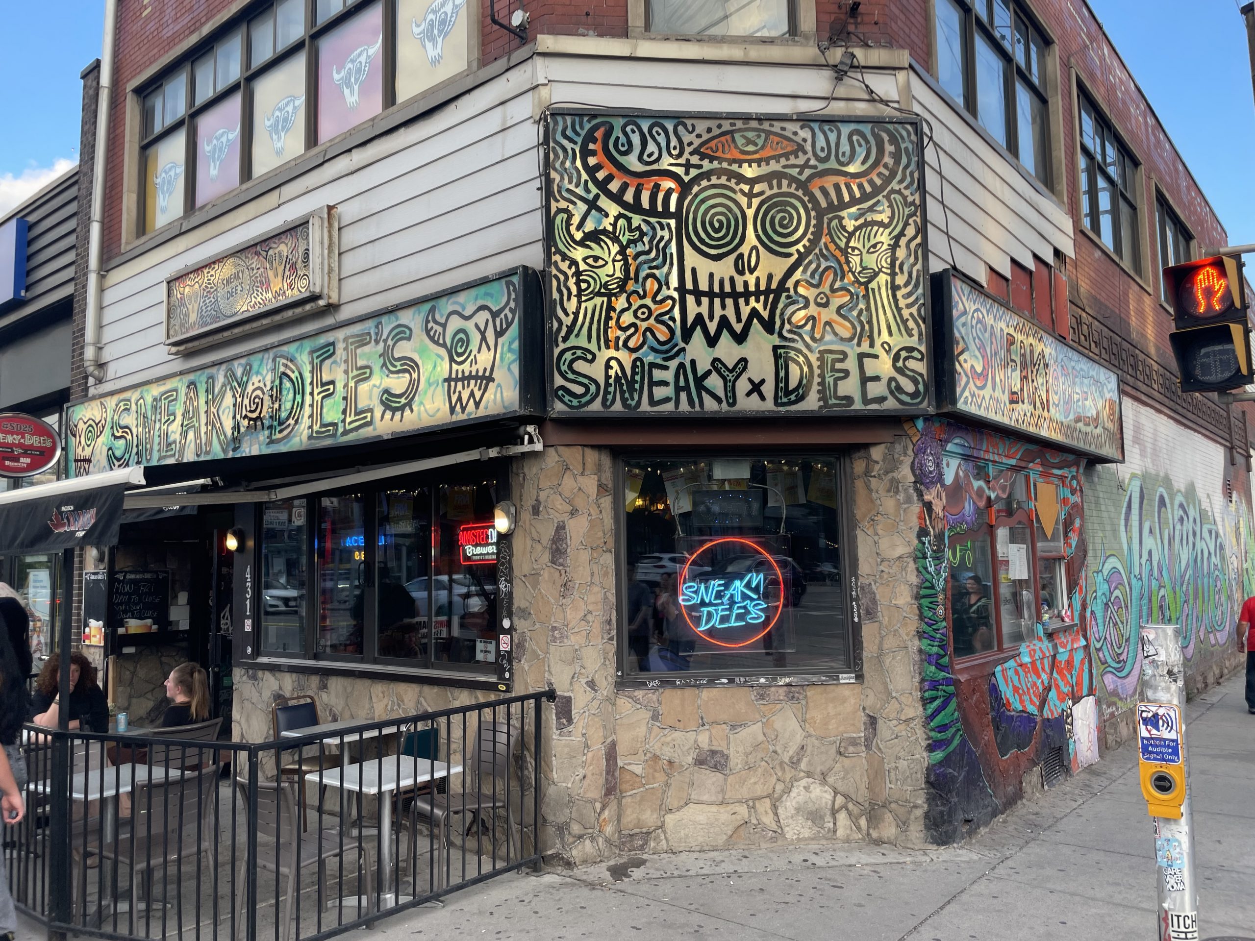 Sneaky Dee's - Toronto Dive Bar - Exterior