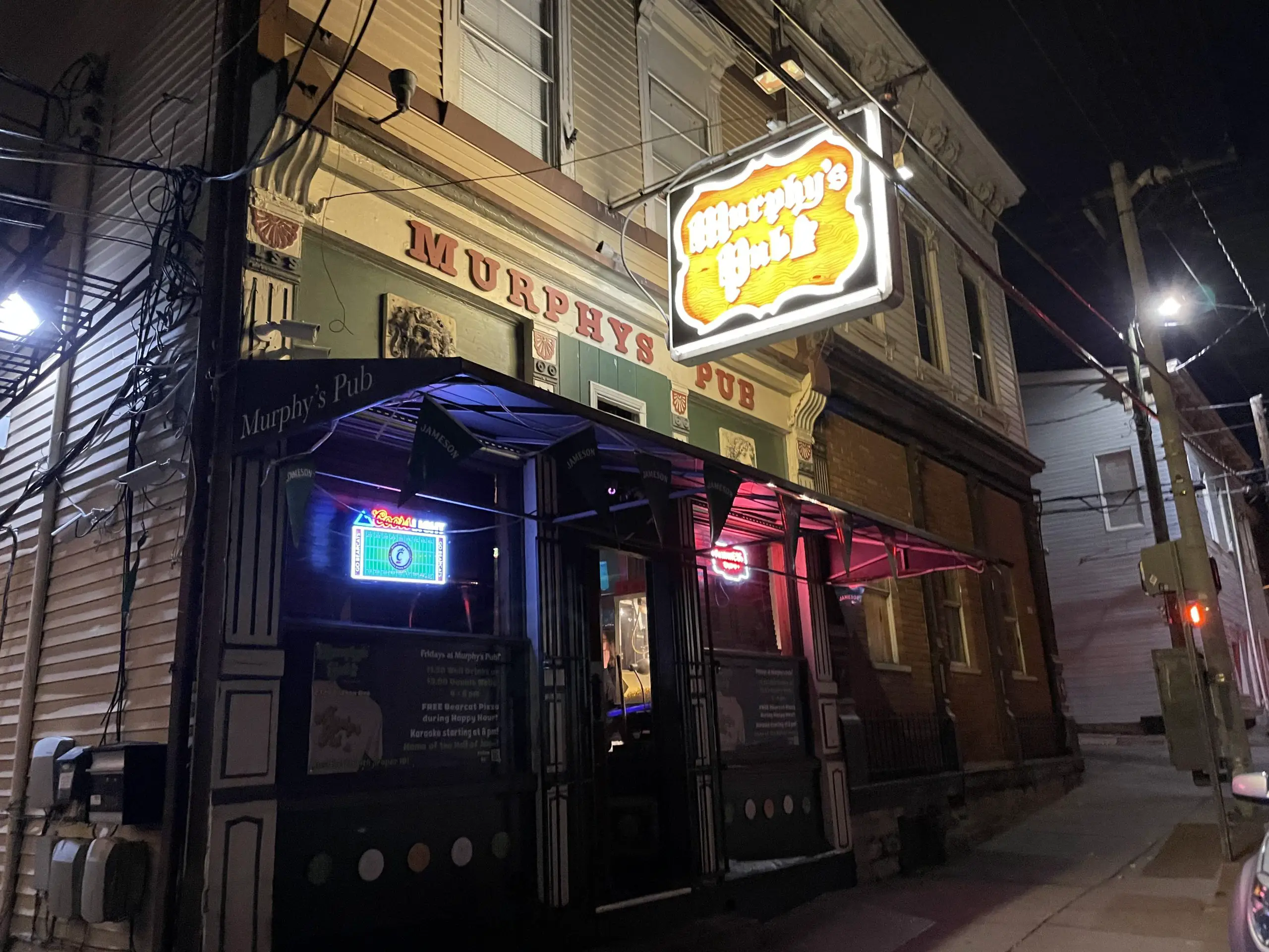 Murphy's Pub - Cincinnati Dive Bar Photos - Exterior