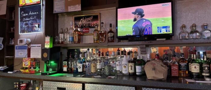 Bridgeport Inn - Chicago Dive Bar - Interior