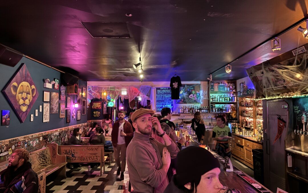 Cole’s Bar