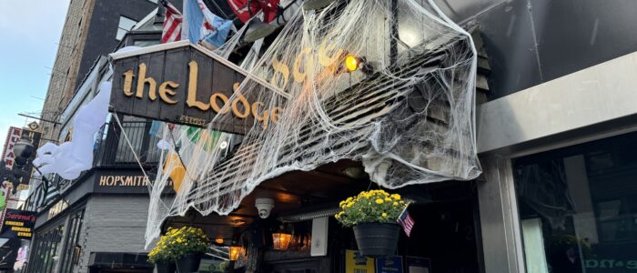 Lodge Tavern - Chicago Dive Bar - Exterior