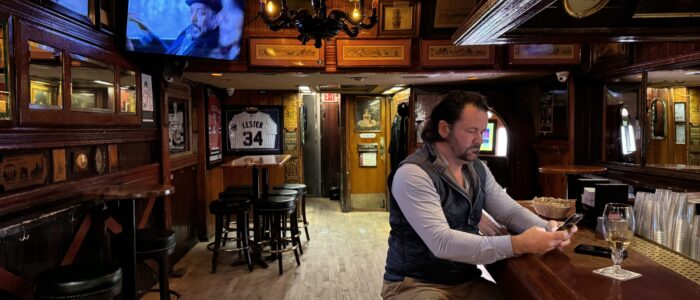 Lodge Tavern - Chicago Dive Bar - Interior