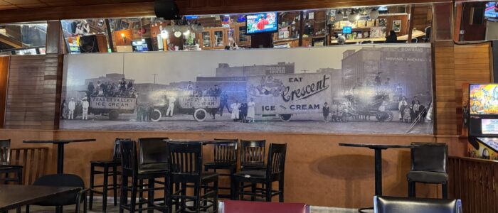 Grand Union Hotel Pub - Vancouver Dive Bar - Interior