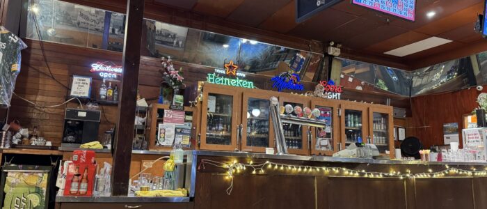 Grand Union Hotel Pub - Vancouver Dive Bar - Interior
