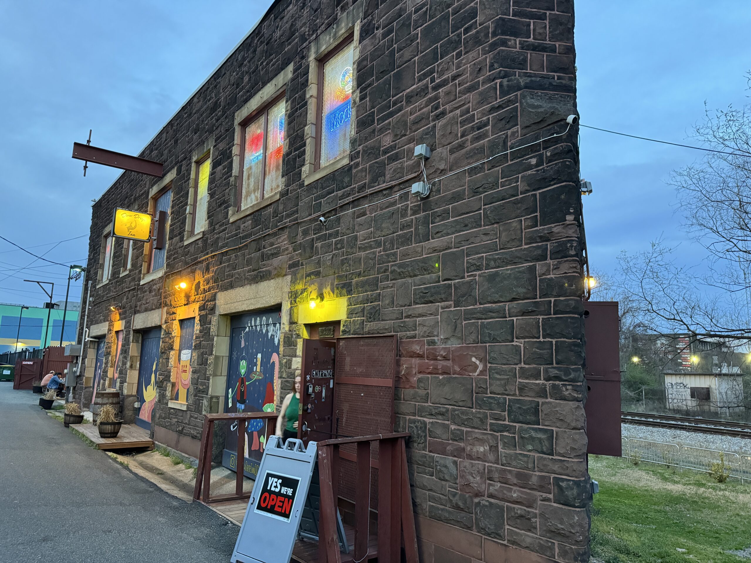 Washington DC – Dew Drop Inn (1)