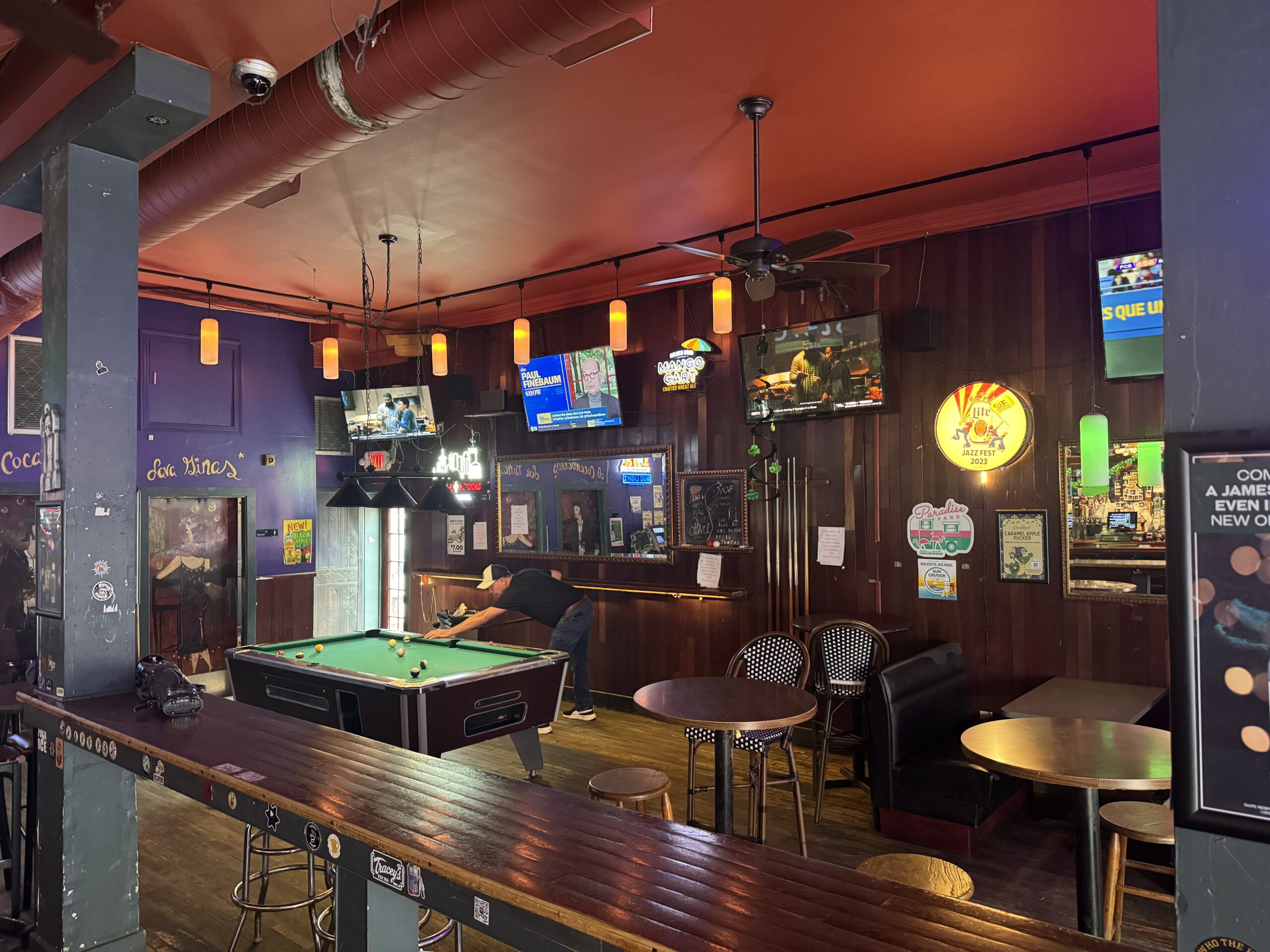 Chicago - Fireside Bowl (2)