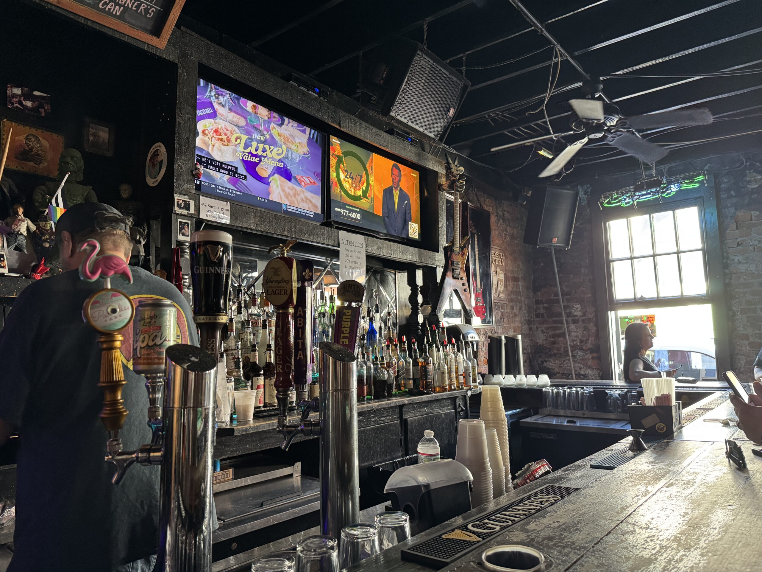 Chicago - Fireside Bowl (2)