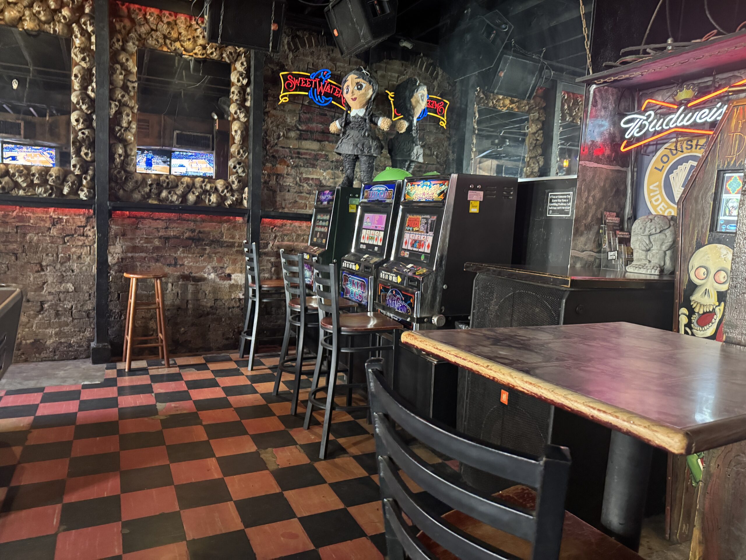 Chicago - Fireside Bowl (2)