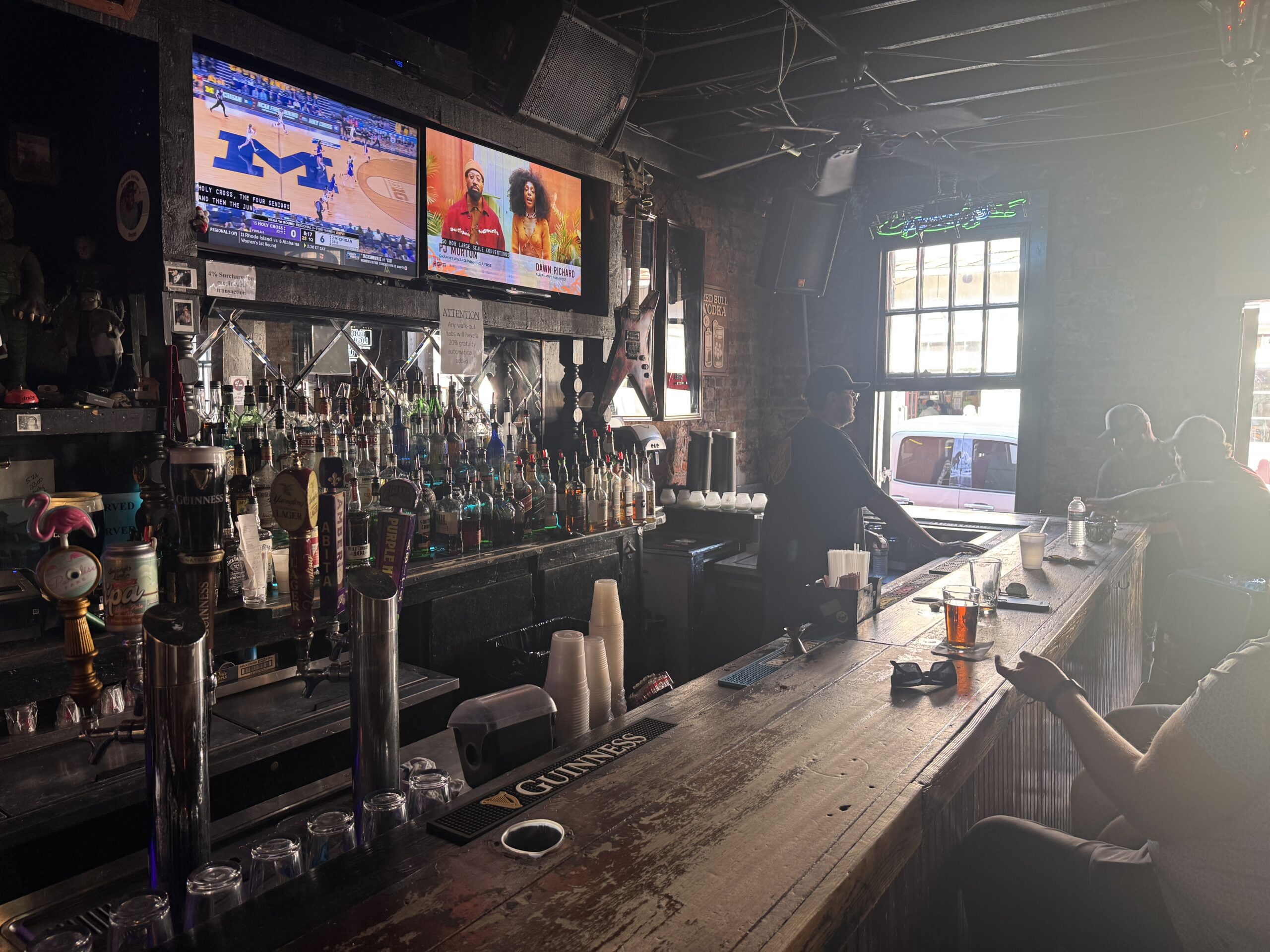 Chicago - Fireside Bowl (2)