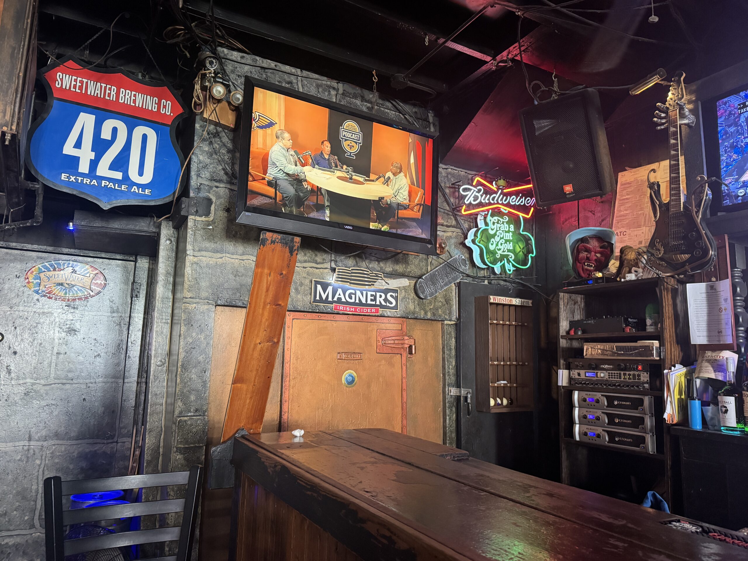 Chicago - Fireside Bowl (2)