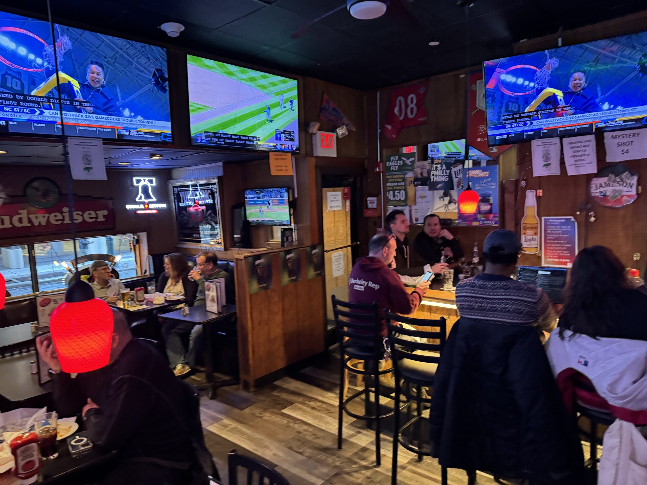 Chicago - Fireside Bowl (2)